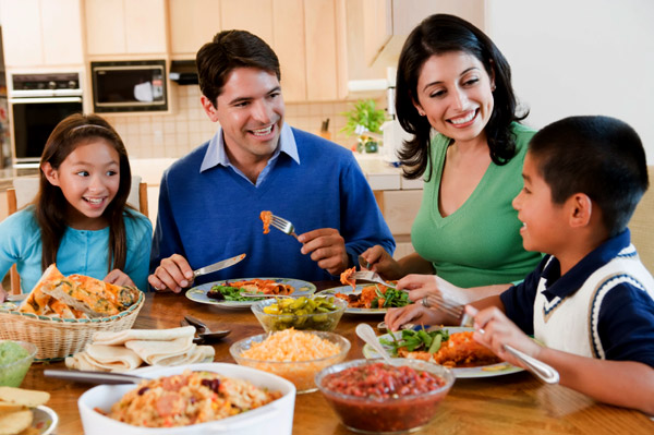 Family dinners are actually the most important meal of the day & should make a comeback