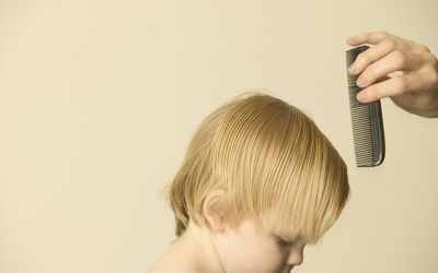 How to prevent and treat head lice this school year