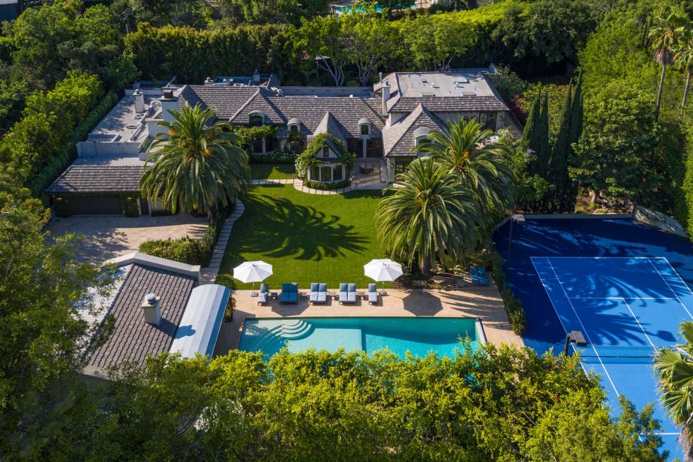 image via toptenrealestatedeals