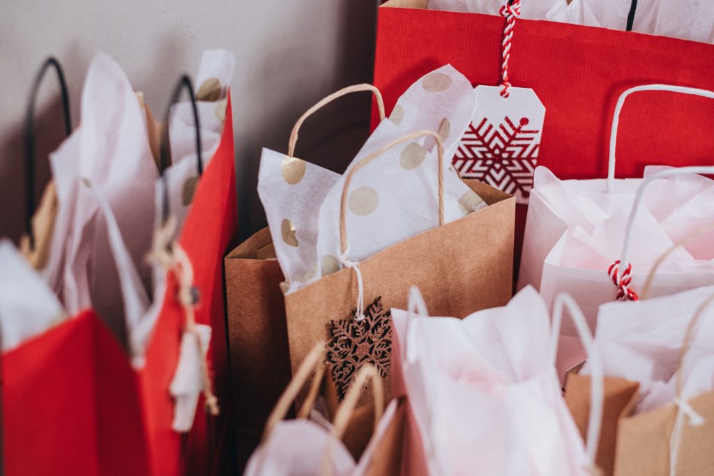 Holiday Shopping Tips: How to find the perfect gift