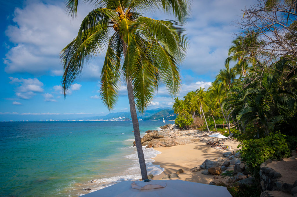 Intimate Beaches, Historic Caves and a Delicious Island Restaurant with The Travelerios