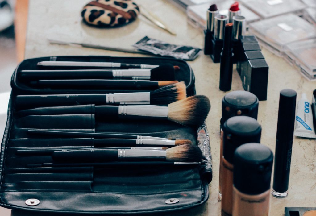 DIY Beauty Tips From Renowned Los Angeles-based TV Personality, Budget Travel and Lifestyle Expert, Lindsay Myers