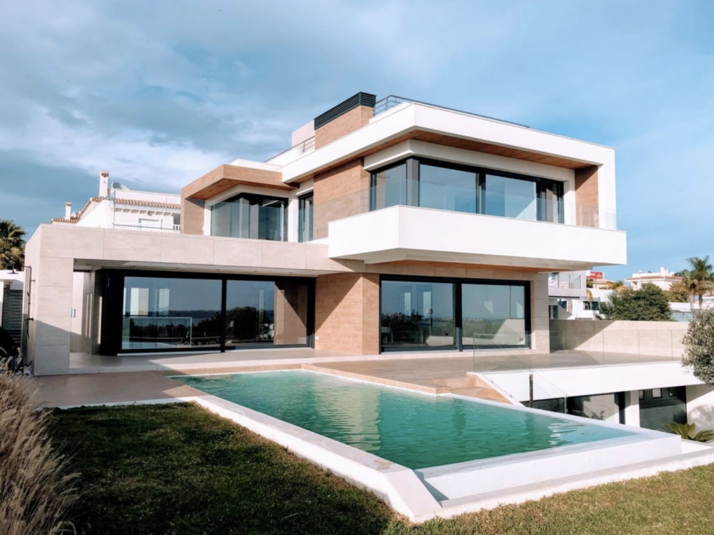4 Celebrity Home Styles you can Recreate