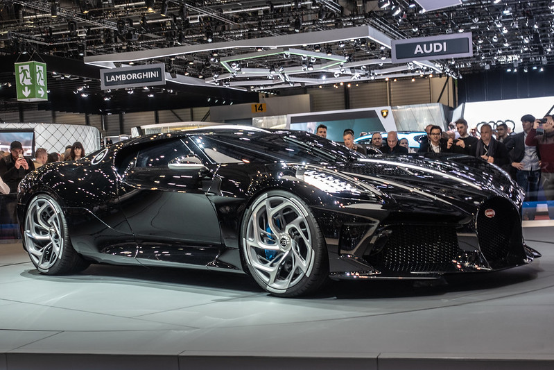 Inside the 2024 LA Auto Show: Cutting-Edge EVs and Futuristic Concepts